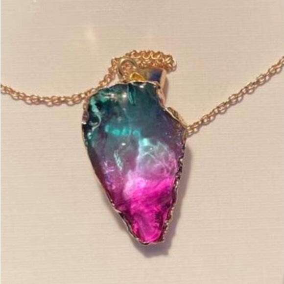 Ombre Arrowhead- Angel Aura Rainbow Quartz Striking Tip Point Head Gold Necklace - Picture 9 of 9